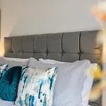 The Ebor House - With Hot Tub * York